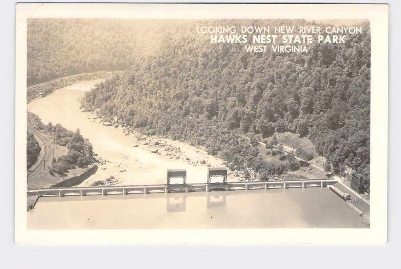 RPPC REAL PHOTO POSTCARD WEST VIRGINIA HAWKS NEST STATE PARK LOOKING DOWN NEW RI