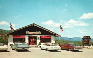 Vintage Postcard Southworth's Ski Shop & Country Clothier Car Park Killington VT
