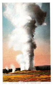 Yellowstone National Park, J.E. Haynes , Giant Geyser