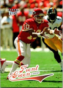 2004 Fleer Football Card Trent Green Kansas City Chiefs sk9350