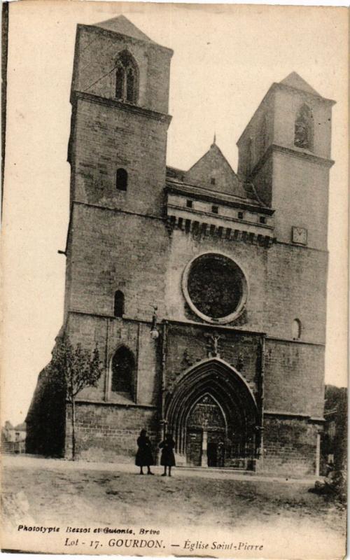 CPA Lot - GOURDON - Église St-PIERRE (223882)