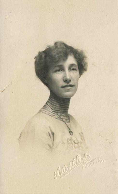 Studio Portrait Pretty Young Woman New Zealand Photo Markings RPPC Postcard D21