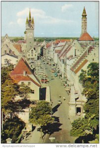 Germany Straubing an der Donau Ludwigsplatz Stadtturm und St Jakob