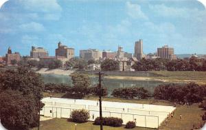 DAYTON, OH Ohio  TENNIS COURTS~RIVERVIEW PARK~CITY~MIAMI RIVER c1950's  Postcard