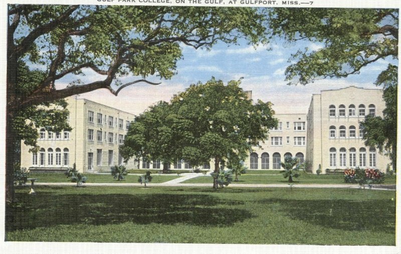 Postcard Gulf Park College on the Gulf Gulfport MS Mississippi