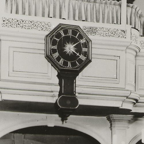 H-036 - The Avery-Bennett Clock in Christ Church in Boston, MA Postcard.