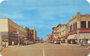 Green Bay, WI Wisconsin  WASHINGTON STREET SCENE Rexall Drugs~50's Cars Postcard