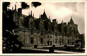 RPPC Fascade Of Chateau Overlooking Court Of Honor Josselin France Postcard B10