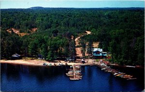 Postcard Ontario Lake Catchacoma Pearson's Landing Esso Marina Cottages 1969 K77