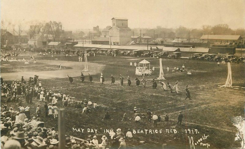 RPPC Photo Nebraska Beatrice May Day Russell  Postcard C-1917 22-13521