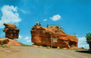 USA Balanced Rock Colorado Vintage Postcard 09.83