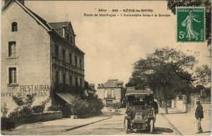 CPA NÉRIS-les-BAINS - Route de MONLUCON Automobile (125531)