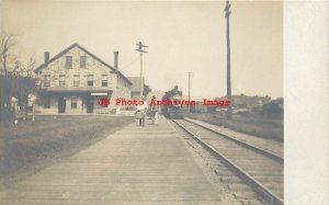 Depot, Vermont, North Thetford, RPPC, Boston & Maine Railroad, Train, Photo