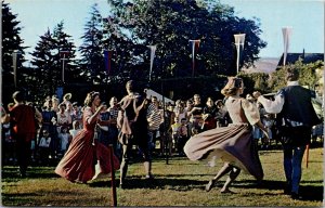 Dancers on the Green Oregon Shakespearean Festival Ashland OR Postcard T79