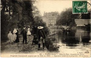 CPA Flers Orne - Dans le Parc la partie de Peche (800441)