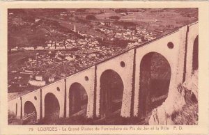 France Lourdes Le Grand Viaduct du Funiculaire du Pic du Jer et la Ville