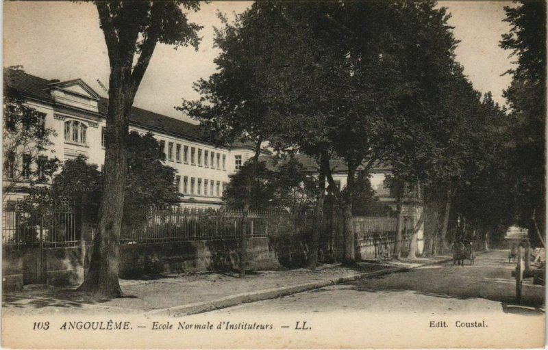 CPA Angouleme- Ecole Normale d'Instituteurs FRANCE (1073553)