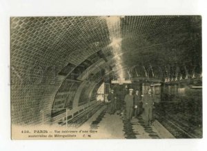 491715 FRANCE Paris metro station and train Vintage postcard