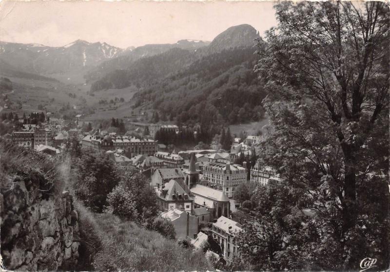 BR6568 Le Mont Dore vue generale  france