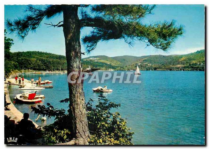 Postcard Modern Saint Ferreol (Haute Garonne) Water fun and sailing