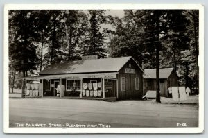 Pleasant View Tennessee~The Blanket Store~Roadside Trading Post~1940s RPPC 