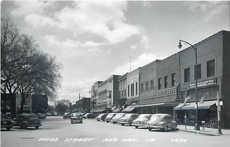 IA, Red Oak, Iowa, RPPC, Third Street, Storefronts, JC Penney, Cook No 3A50