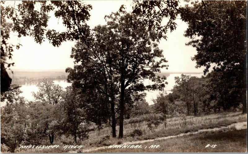 RPPC View of Mississippi River from Hannibal MO Vintage Postcard Q38