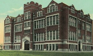 Postcard  Early View of Main Building at Advent College.Aurora, IL   R2