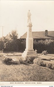 RP: BROADVIEW , Sask. , Canada , 1910-20s; War Memorial