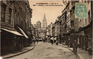 CPA LISIEUX - Une ve de la Grande Rue (476062)