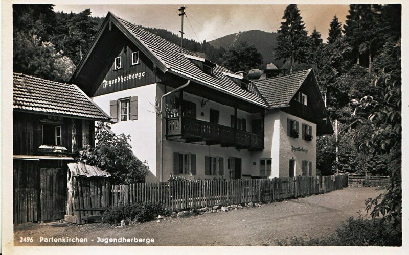 Germany Postcard - Partenkirchen - Jugendherberge      ZZ3518