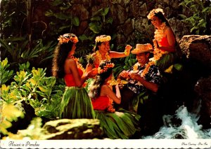 Hawaii Oahu Tourist Getting Fruit and Leis