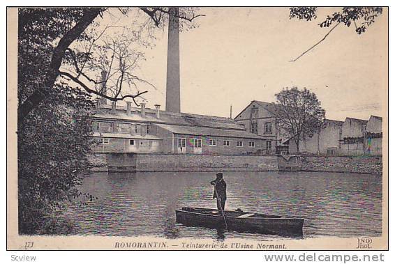 Romorantin-Lanthenay , Loir-et-Cher department , France , 00-10s : Teintureri...