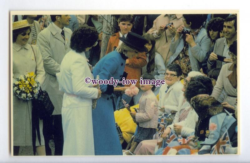 r2511 - Princess Diana visits the small Fishing Port of Harbour Grace - postcard 