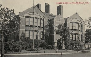 WAUKEGAN , Illinois , 1910 ; North School