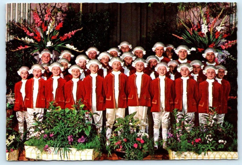 2 Postcards VIENNA, AUSTRIA ~ Auersperg Palace MOZART BOYS CHOIR Singers 4x6