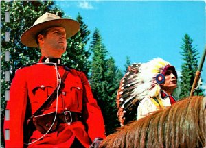 Postcard BC RCMP Officer & Canadian Indian Chief in Full Head-Dress 1980s K55