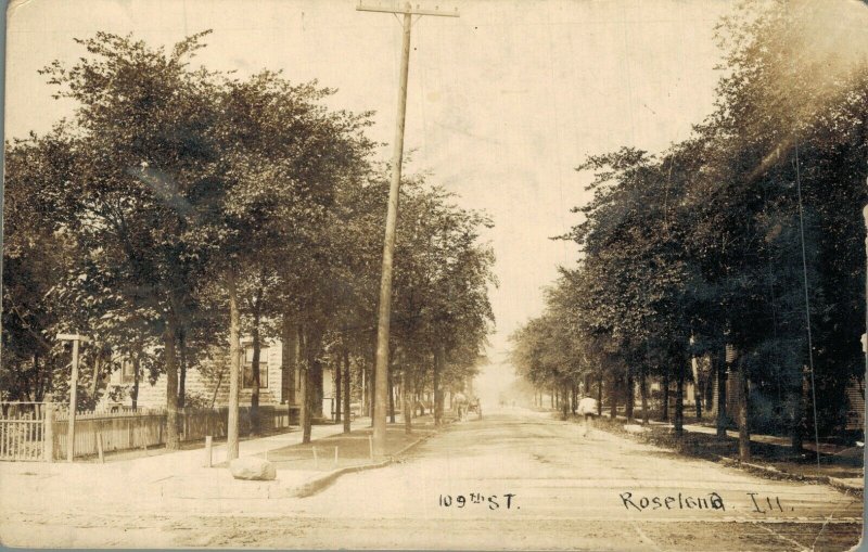 USA 109th Street Roseland Chicago Illinois RPPC 07.40