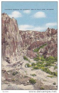 Lucifer's Passage or Gateway, Hell's Half Acre, Wyoming,  PU-30-40s