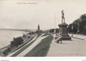 MILWAUKEE , Wisconsin , 00-10s ; Juneau Park