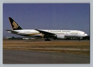 Aviation Postcard Singapore Airlines Boeing 777 50th Anniversary Colors BI4