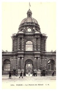 Paris Le Palais de Senat