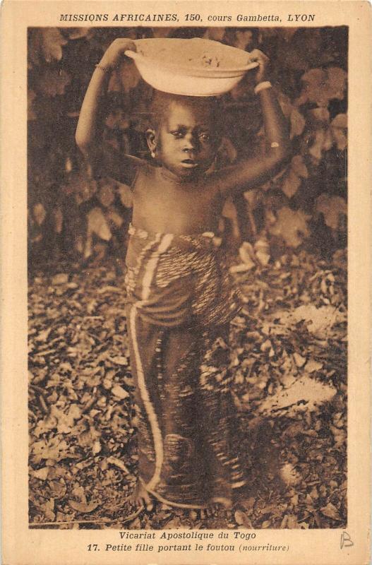 BR94854  africa togo Little girl carrying the foutou types folklore costumes 