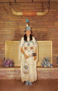 Native Americana  LUCY HOFFMAN ~ Cheyenne Princess  VINTAGE Chrome Postcard