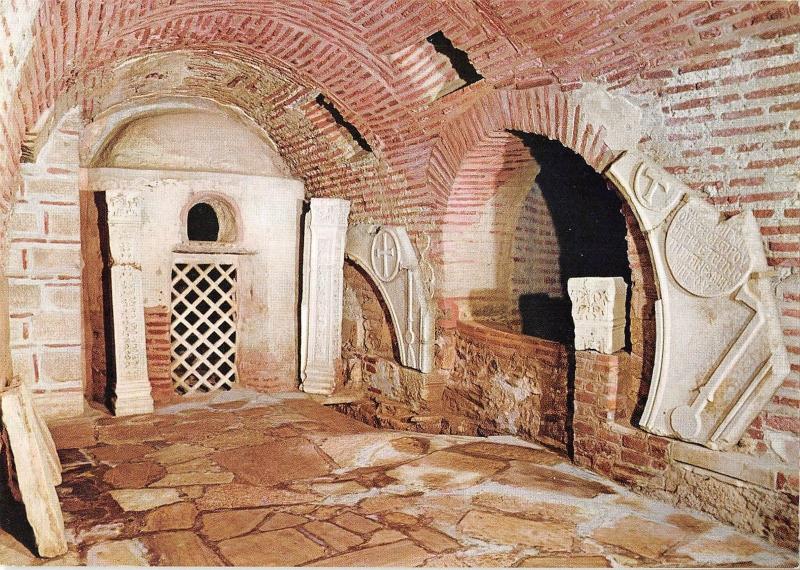 BR86305  thessaloniki sr demitrius crypt greece