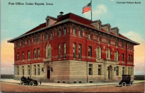 Postcard United States Post Office in Cedar Rapids, Iowa