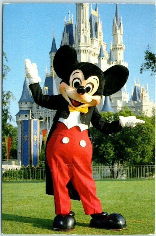 You're As Welcome As Can Be - Mickey Mouse - Walt Disney World Resort, Florida 