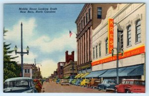 NEW BERN, North Carolina NC ~ MIDDLE STREET Scene 1950s Craven County Postcard 