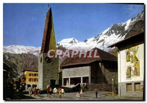 Modern Postcard Saas Fee Wallis Kirche und Dorfplatz