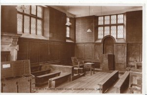 London Postcard - The Old Fourth Form Room - Harrow School - RP - Ref ZZ4321